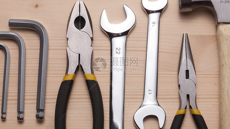 上海手动工具批发市场品牌对比：揭秘选购背后的逻辑